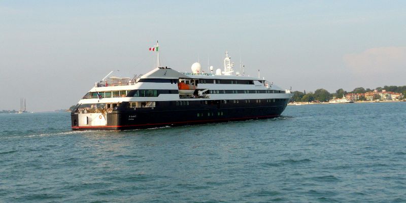 alt25